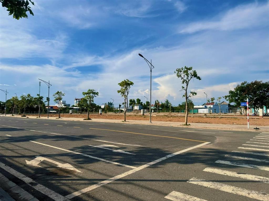 Bán đất nền phố chợ bình đại lk08 ngay cổng chợ | 81m2 | giá 3,104 tỷ