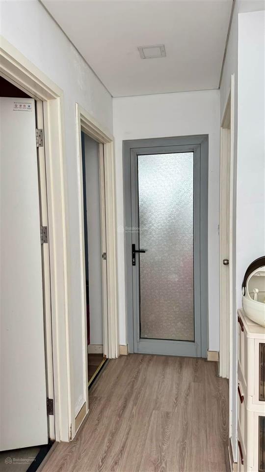 Cho thuê 2pn 2pn2wc 86m2 dt lớn full nội thất tầng cao