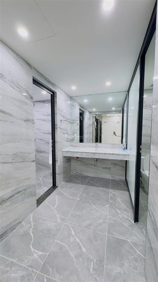 Cho thuê tòa nhà mp xã đàn  đống đa. dt 300m2, mt 10m, 9 tầng. giá 370 triệu/tháng