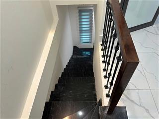 Nhỉnh 5 tỷ có nhà 4 tầng mới cứng  lô góc đc phúc thọ, đông anh hà nội. diện tích 44.1m2