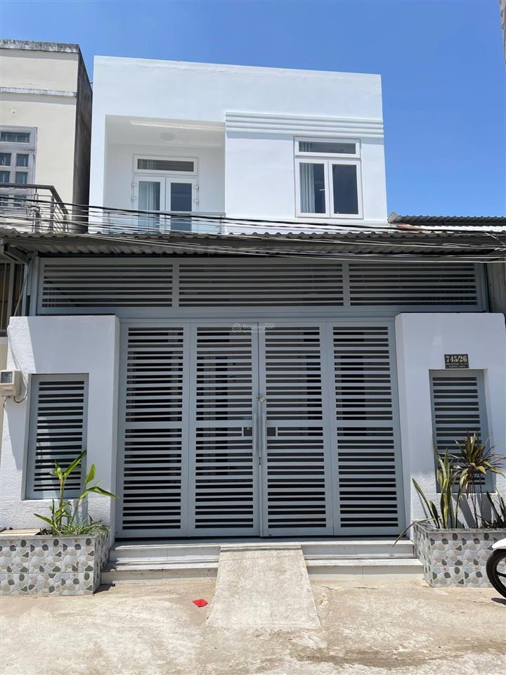 Nhà đẹp đường xe hơi 2 chiều nhơn đức, nhà bè diện tích gần 200m2 ngang 5,8m giá bán cực tốt 5,8 tỷ