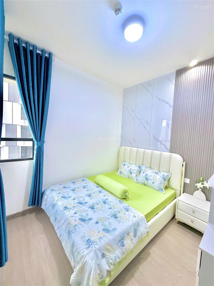 Bán gấp  2 phòng ngủ góc full nội thất, thanh toán 1,3 tỷ nhận nhà ở/thuê ngay