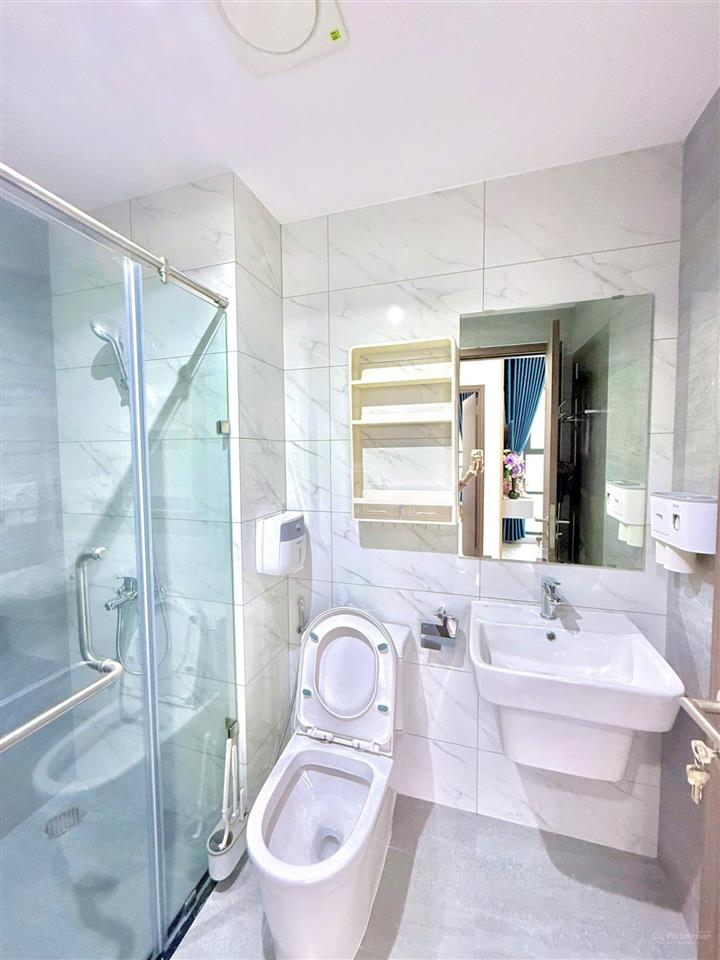 Bán gấp  2 phòng ngủ góc full nội thất, thanh toán 1,3 tỷ nhận nhà ở/thuê ngay