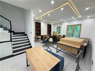 Cho thuê nhà mới xây 4 tầng x 120m2, cạnh khu phức hợp downtown, làm văn phòng, kinh doanh