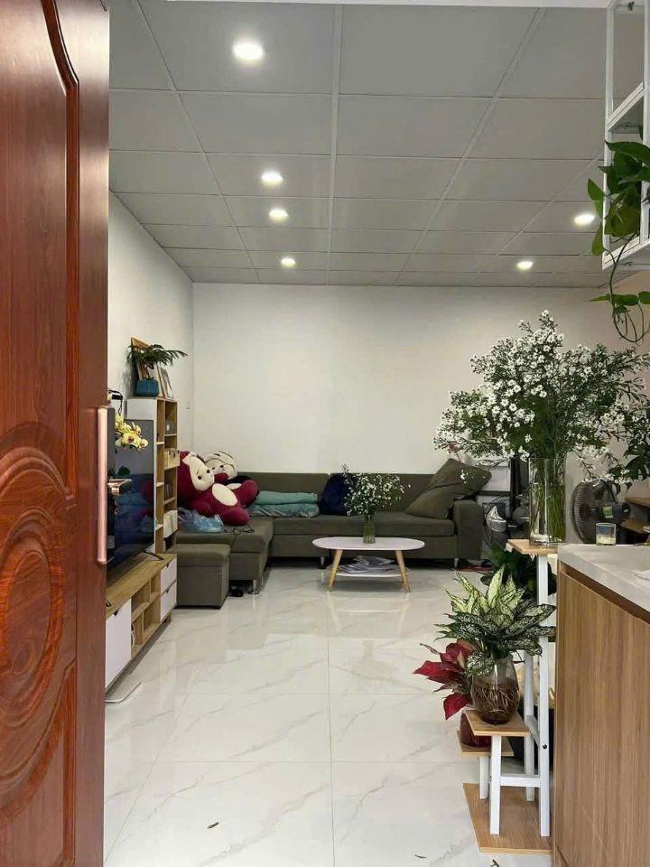 Bán nhà Vạn Phúc Cầu Am 35m 2 tầng lô góc, 50m ô tô chỉ 5.2 tỷ