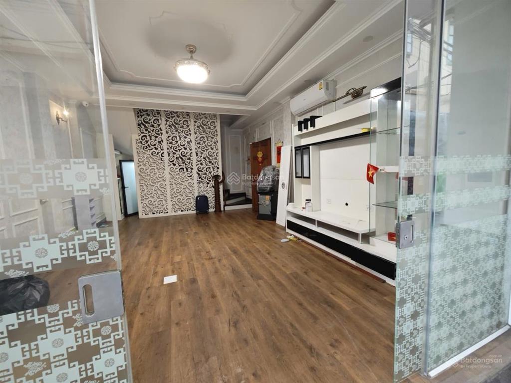 Bán nhà phố trần bình, mai dịch,cầu giấy,ô tô đỗ cửa , 7 tầng ,thang máy, kinh doanh 17 tỷ