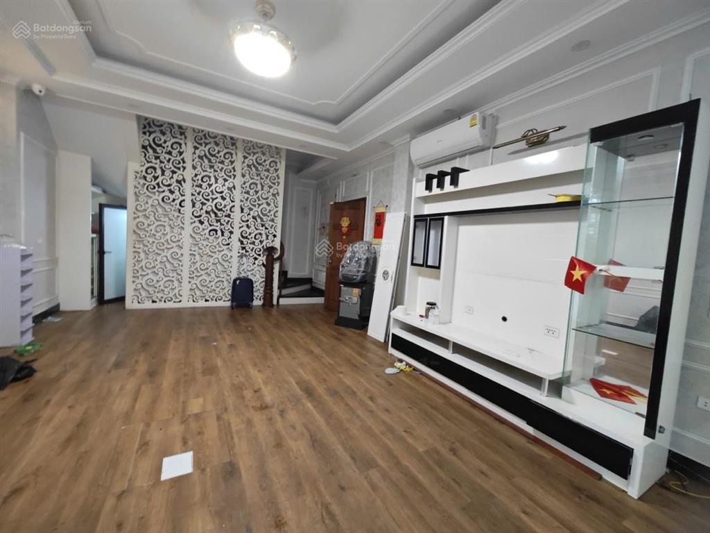 Bán nhà phố trần bình, mai dịch,cầu giấy,ô tô đỗ cửa , 7 tầng ,thang máy, kinh doanh 17 tỷ