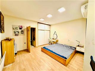 Bán nhà nguyễn chí thanh, trung kính 56m 5 tầng, ngõ thông, ô tô giá 12 tỷ  0343 343 ***
