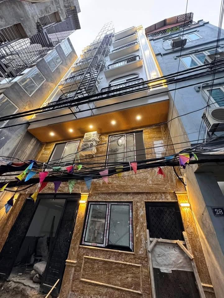 Bán ccmn ngõ 68 triều khúc 10 tầng 40 phòng giá 34,9 tỷ dòng thu 250tr/tháng  0343 343 ***