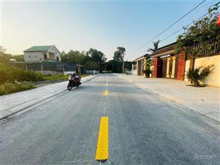 Đường trương văn lĩnh  nghi hoà  p. cửa lò hướng đông bắc. lối 2 đường ngang 20