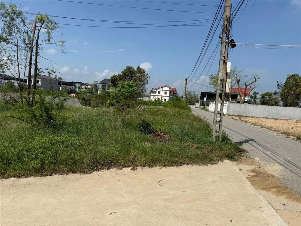 Lối 2, đường 20, nghi hòa, cửa lò. cách đường 20 chỉ 50m