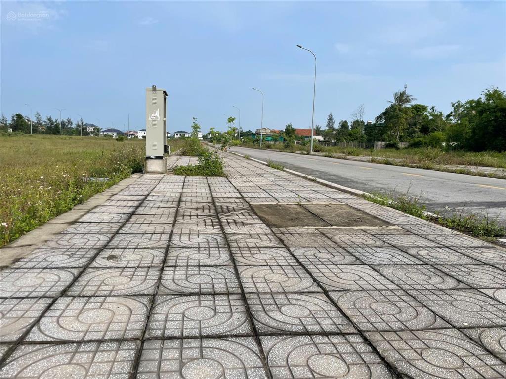 Bán nhanh lô đất khu đấu giá 200m2 cửa lò, nghệ an đường 12m sổ chuẩn, giá tốt đầu tư ngay