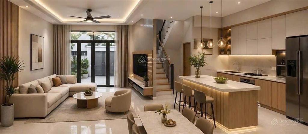 Bán nhà phú hòa mua sớm có giá tốt
dt 7.2x10 thô cư , 2 lầu full nội thất cao cấp