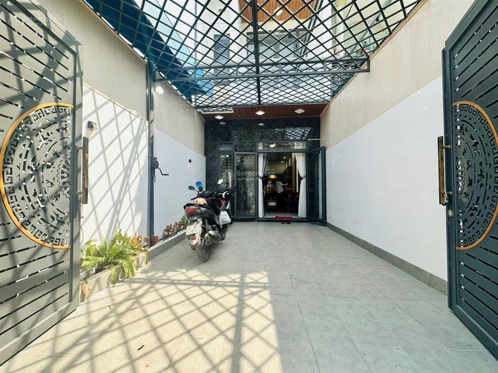 Nhà phường phú hòa  vị trí nhánh đường lê hồng phonggiá chỉ 3 tỷ 990