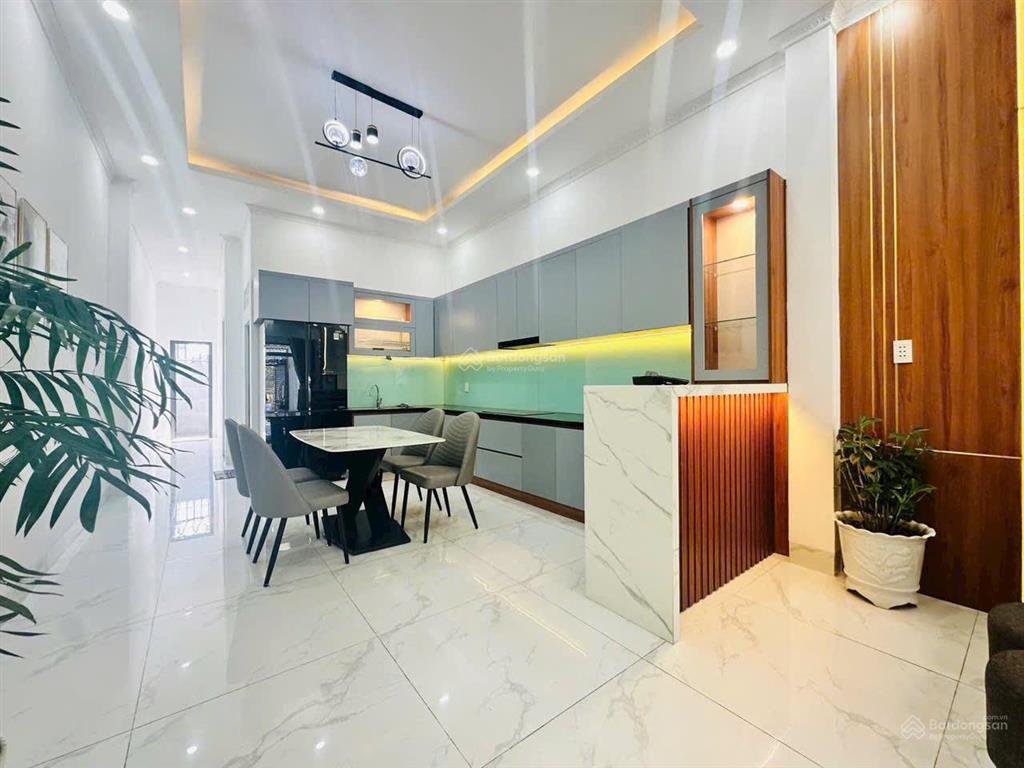 Nhà phường phú hòa  vị trí nhánh đường lê hồng phonggiá chỉ 3 tỷ 990