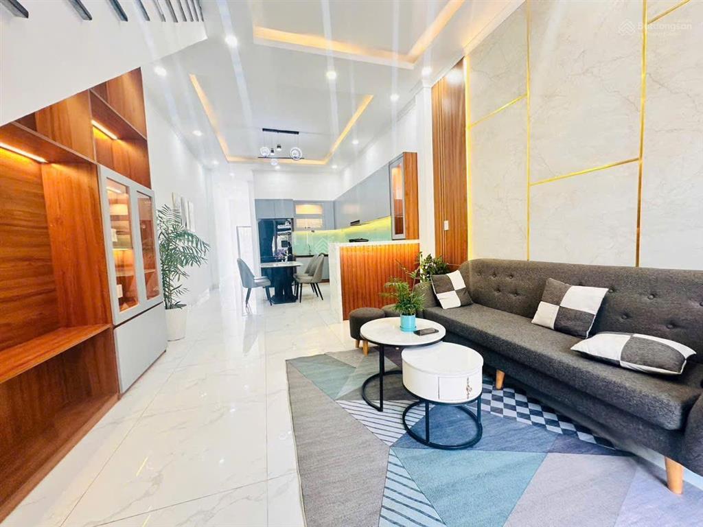 Nhà phường phú hòa  vị trí nhánh đường lê hồng phonggiá chỉ 3 tỷ 990