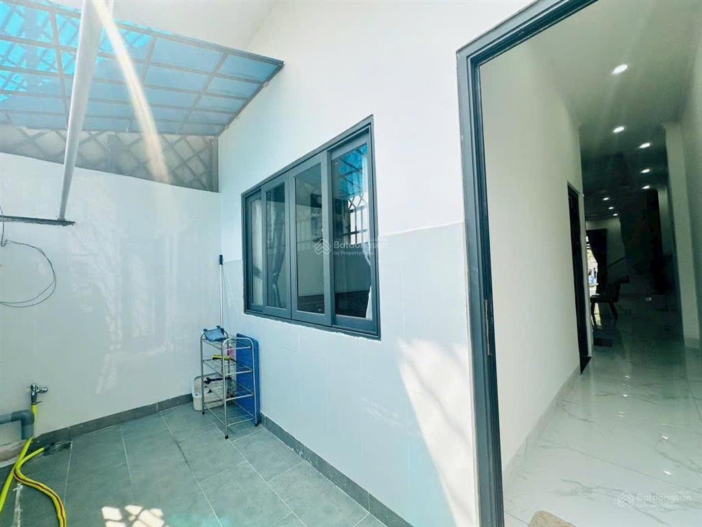 Nhà phường phú hòa  vị trí nhánh đường lê hồng phonggiá chỉ 3 tỷ 990