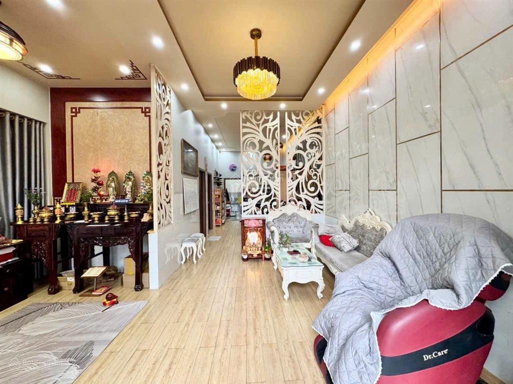 Nhà c4 đẹp phú thọ, gần đường 30 tháng 4. dt ~ 150m2, 80tc, nở hậu 7.7mx23