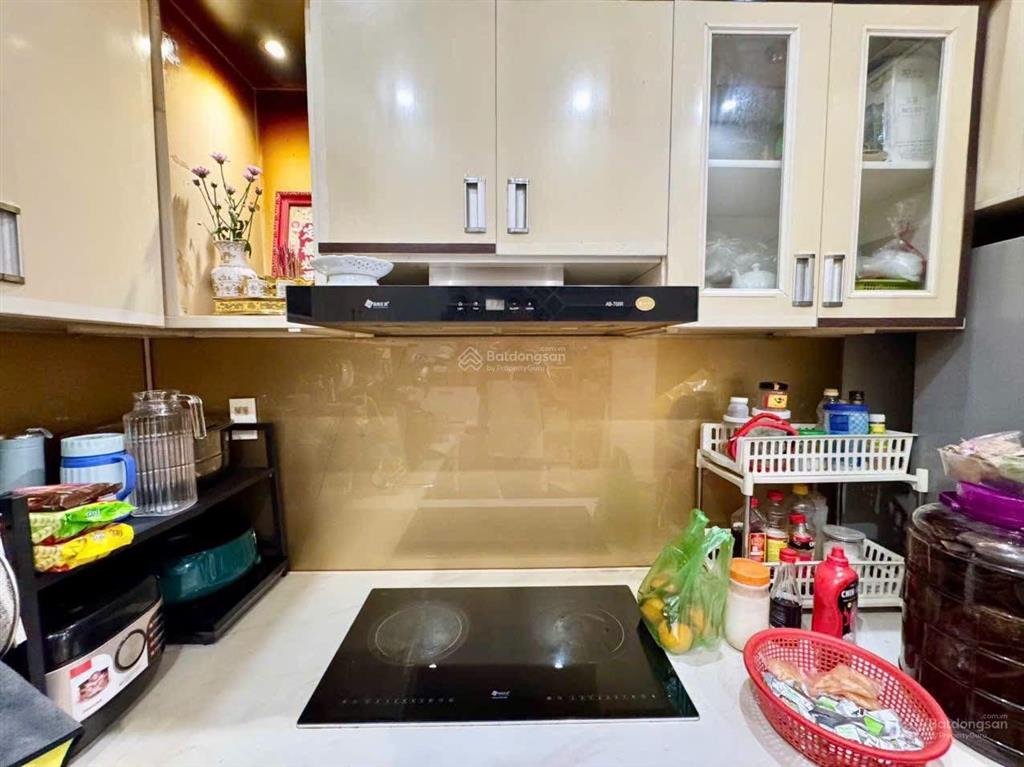 Nhà c4 đẹp phú thọ, gần đường 30 tháng 4. dt ~ 150m2, 80tc, nở hậu 7.7mx23