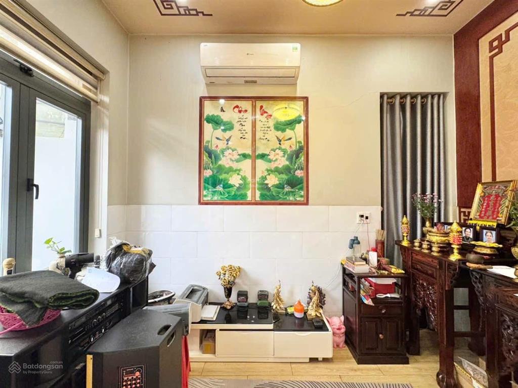 Nhà c4 đẹp phú thọ, gần đường 30 tháng 4. dt ~ 150m2, 80tc, nở hậu 7.7mx23