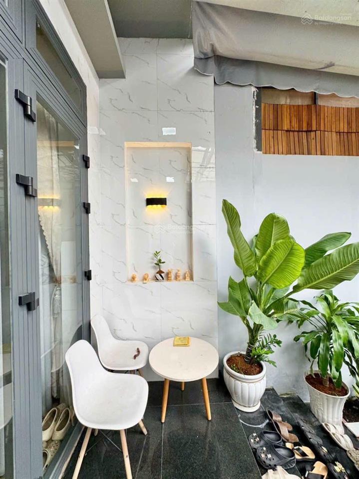 Nhà c4 đẹp phú thọ, gần đường 30 tháng 4. dt ~ 150m2, 80tc, nở hậu 7.7mx23