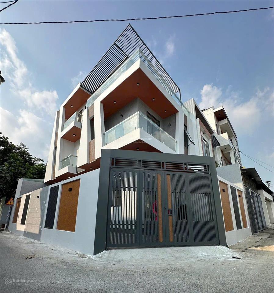 Nhà hiệp thành 2 lầu lô gốc 2 mặt tiền full nội thất giảm giá gấp 300 triệu giá mới 4.950 tỷ