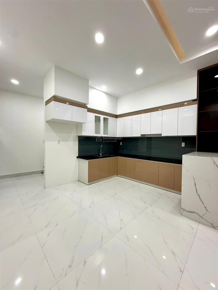 Nhà hiệp thành 2 lầu lô gốc 2 mặt tiền full nội thất giảm giá gấp 300 triệu giá mới 4.950 tỷ