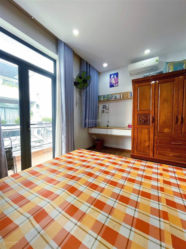 Bán nhà hiệp thành 1 sẹc nguyễn đức thuận, hoàn công đầy đủ chỉ 4 tỷ 300 còn thương lượng