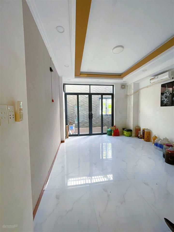 Bán nhà hiệp thành 1 sẹc nguyễn đức thuận, hoàn công đầy đủ chỉ 4 tỷ 300 còn thương lượng
