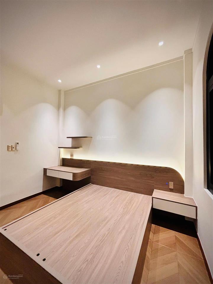 Nhà 2 mặt tiền  phú mỹ, 5 x 22,8 = 112m2. giá chỉ 3 tỷ 860 tl. thiết kế hiện đại