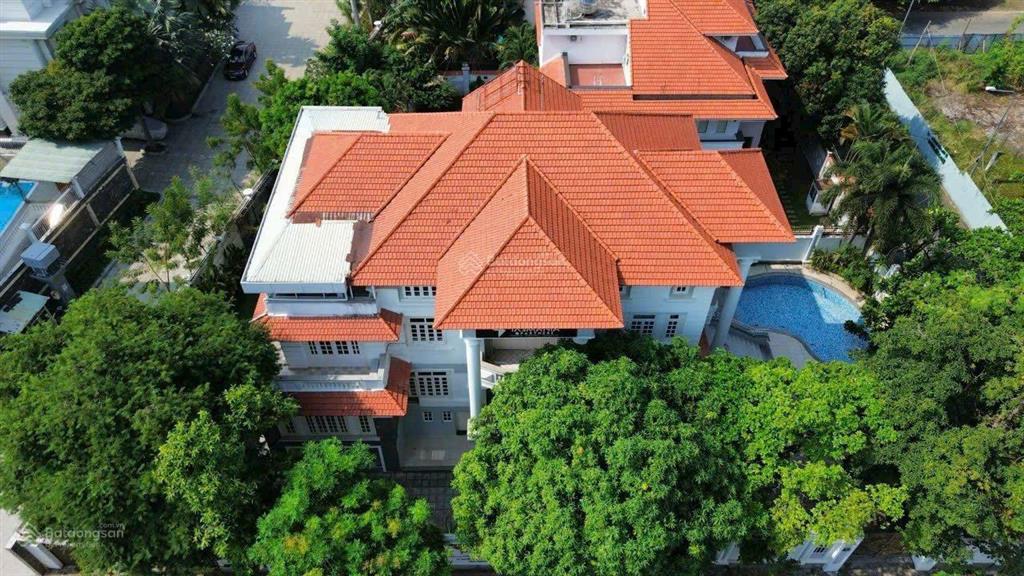 Đất view sông  góc 3 mặt tiền nguyễn văn hưởng, p. thảo điền  45m x 22m  300 tỷ