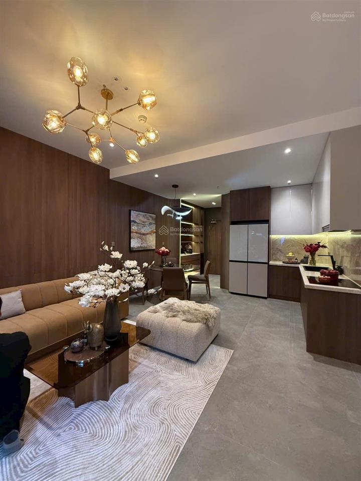 Hàng hot lusso saigon  căn 3pn2wc  diện tích 83m2  giá chỉ 4tỷ643 ( chưa vat & kpbt )