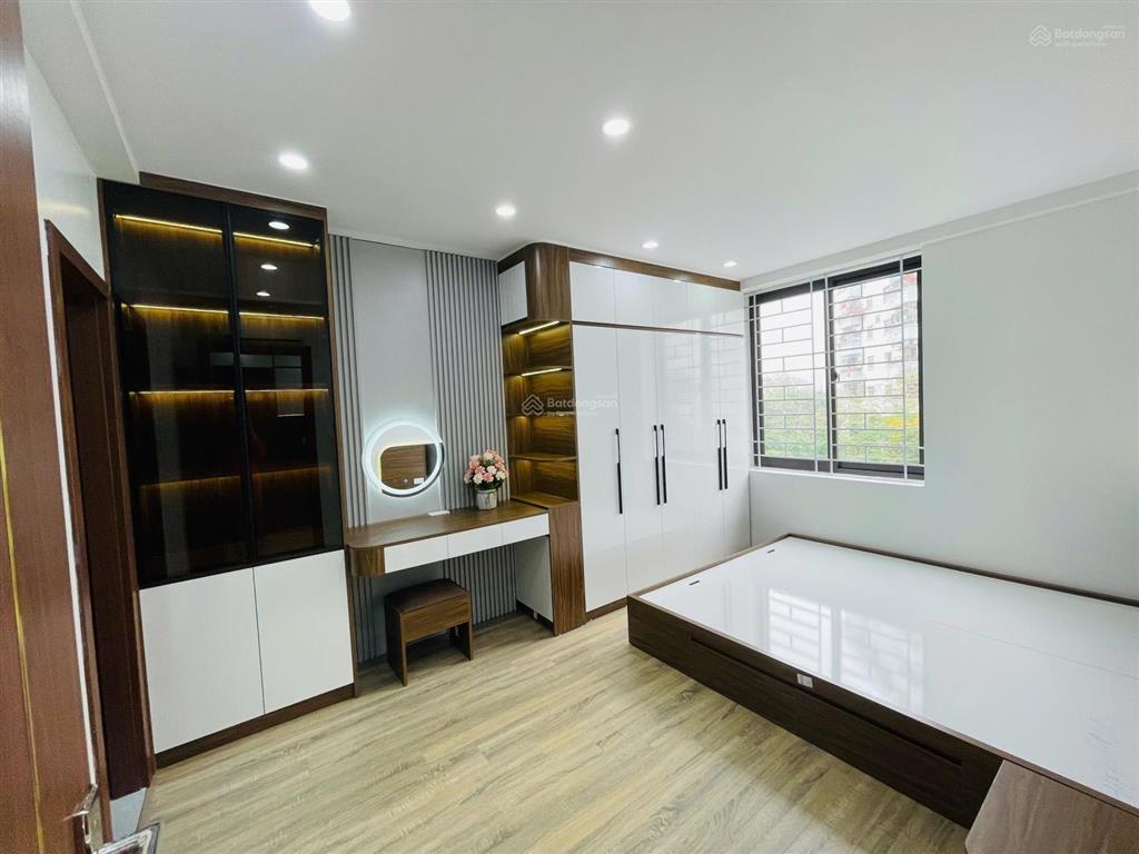 Căn hộ ct4x2 bắc linh đàm 81m2 3 phòng ngủ