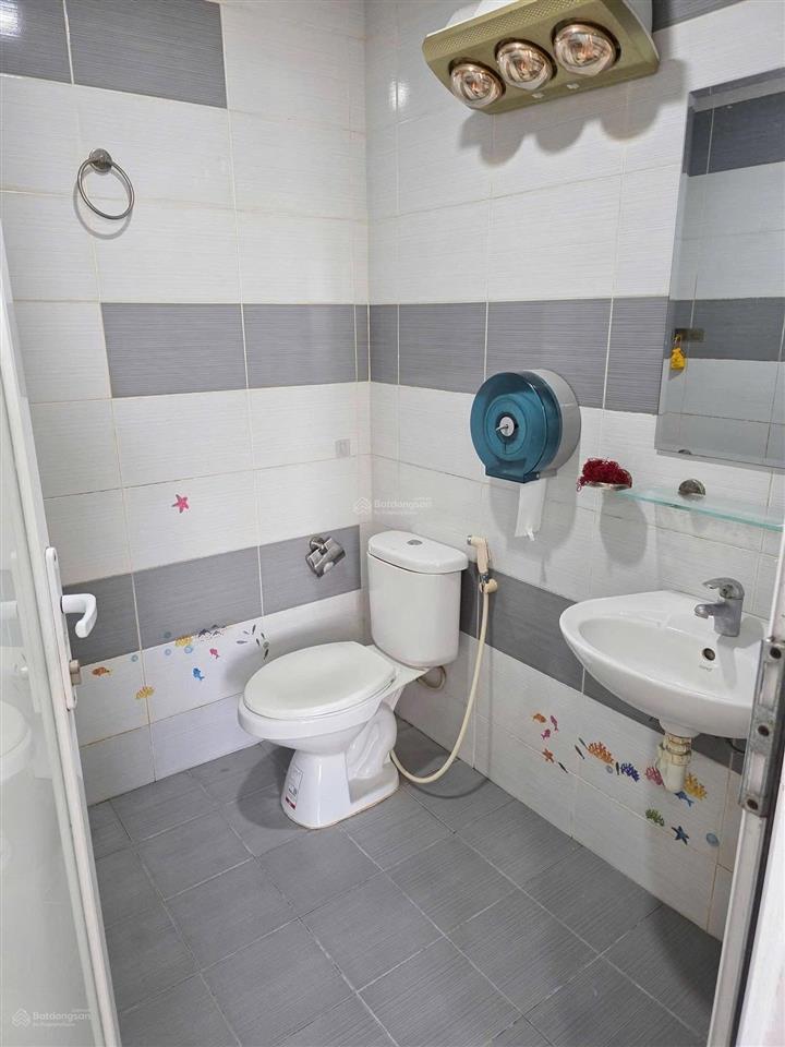 Bán gấp cc rice city linh đàm, 5,2 tỷ, 63m2, 2pn, 2wc, nhiều tiện ích