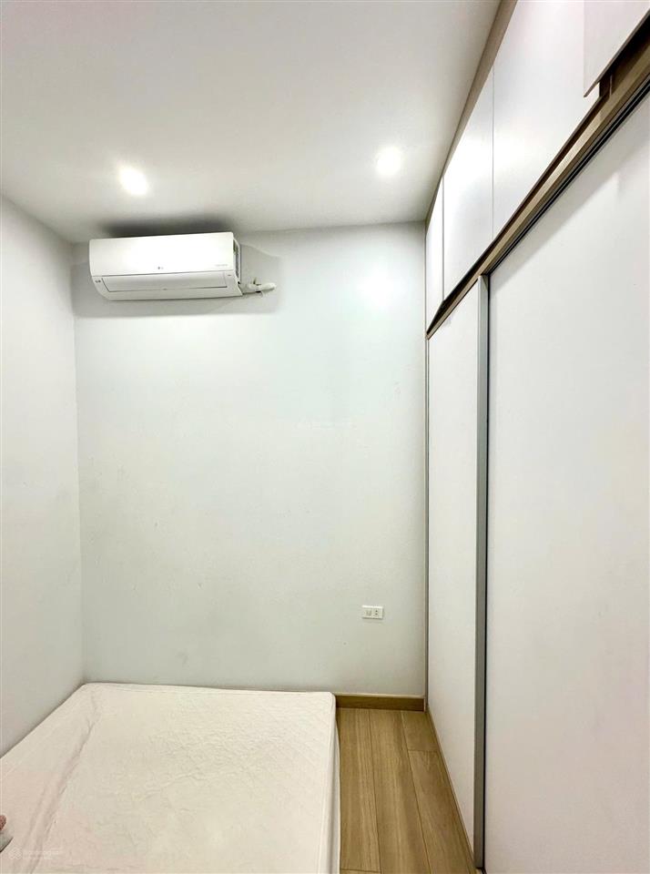 Bán cc đẹp xuất sắc ở no10 bán đảo linh đàm, 4,2 tỷ, 55m2, 2pn, 2wc