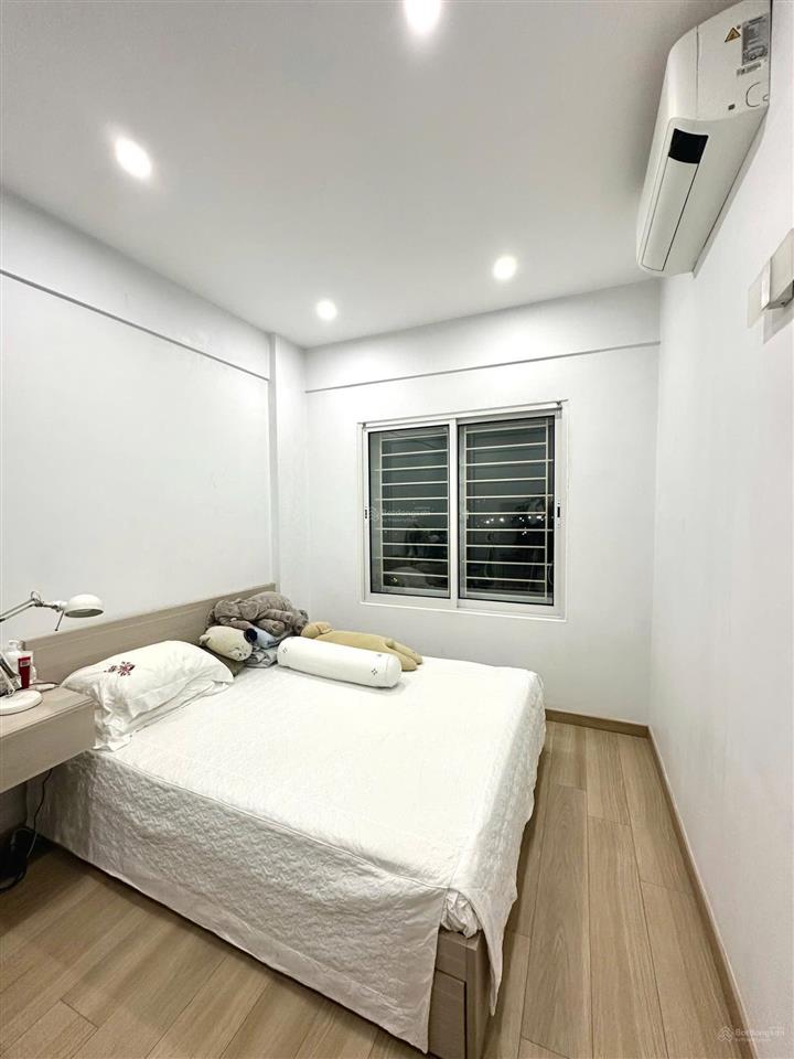 Bán cc đẹp xuất sắc ở no10 bán đảo linh đàm, 4,2 tỷ, 55m2, 2pn, 2wc