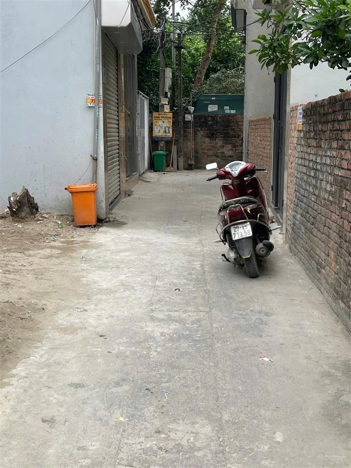 Cần bán lô đất thổ cư 45.6mđồng nhân đông la ô tô vào gần giá 4280tr.  0983 477 ***