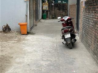 Cần bán lô đất thổ cư 45.6mđồng nhân đông la ô tô vào gần giá 4280tr.  0983 477 ***