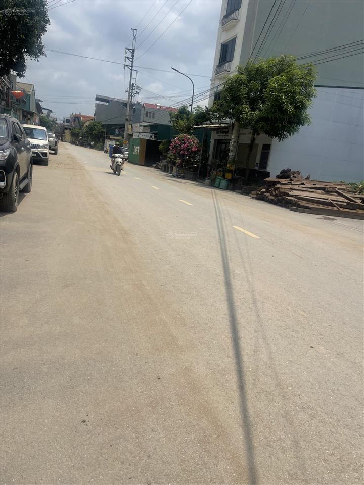 Bán nhanh lô đất trục chính đấu giá x1 đông la kinh doanh mọi mặt hàng.  0983 477 ***