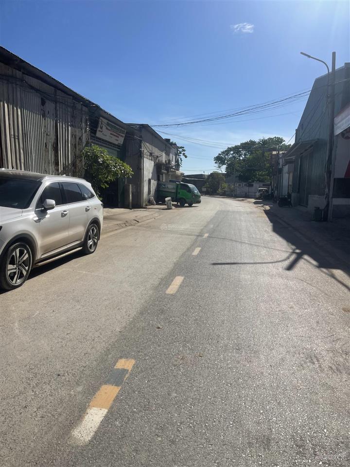 Bán lô đất đấu giá x2 la tinh giá 135tr/m.  0983 477 ***