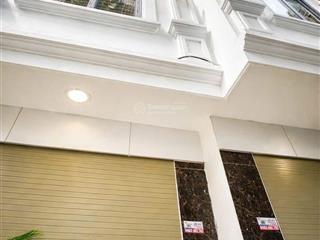 Bán nhà mới xây 4 tầng đồng nhân đông la 3,75 tỷ.  0983 477 ***