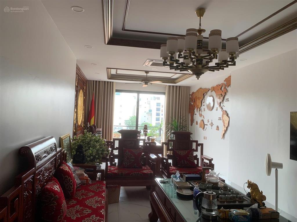 Cho thuê nhà 7 tầng thang máy phân lô vỉa hè tại lê trọng tấn dương nội hà đông 20tr.  0983 477 ***