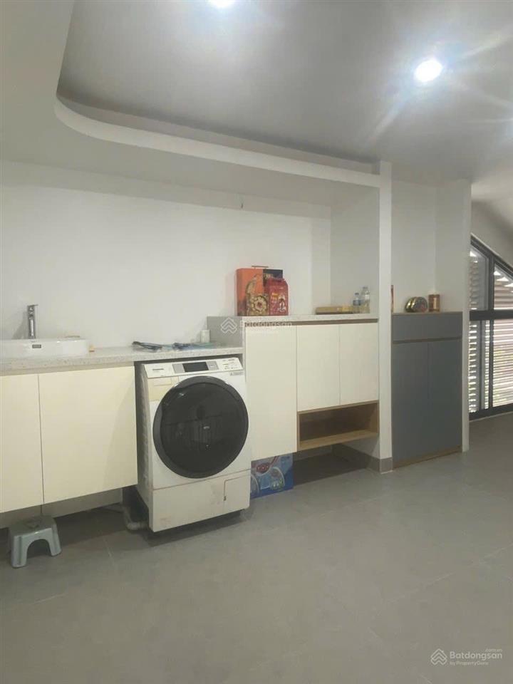 Bán căn biệt thự full nội thất sol lake villa khu đô thị đô nghĩa hà đông 140tr/m2.  0983 477 ***