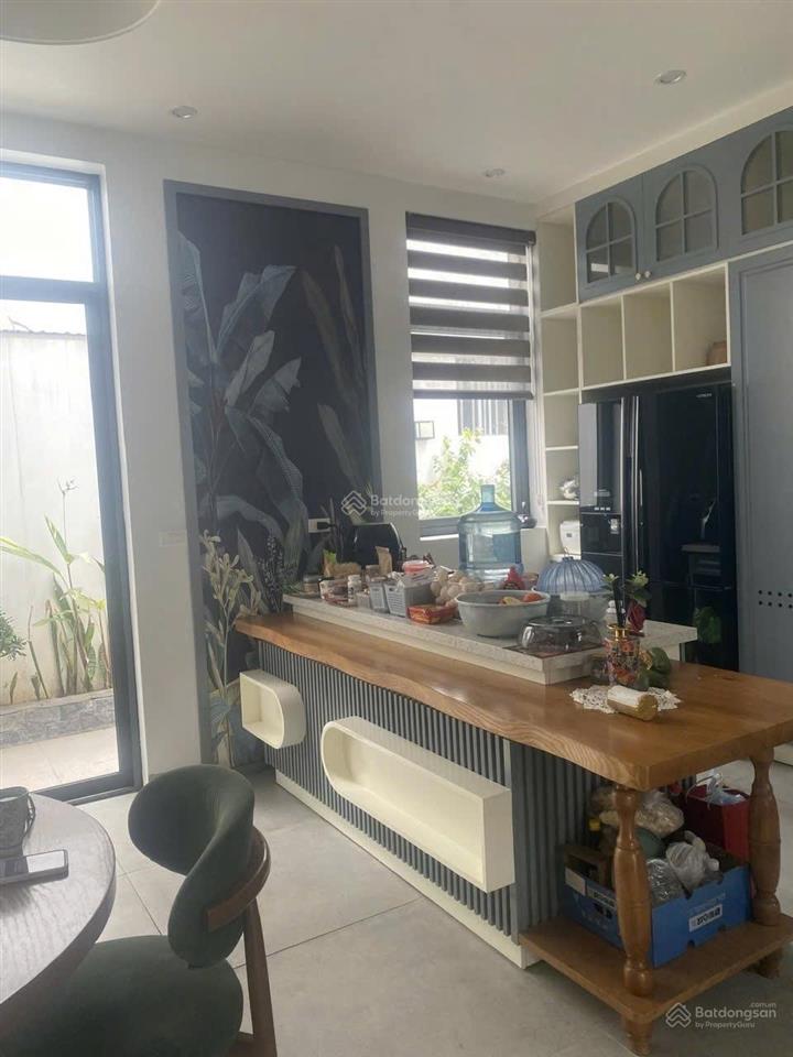Bán căn biệt thự full nội thất sol lake villa khu đô thị đô nghĩa hà đông 140tr/m2.  0983 477 ***