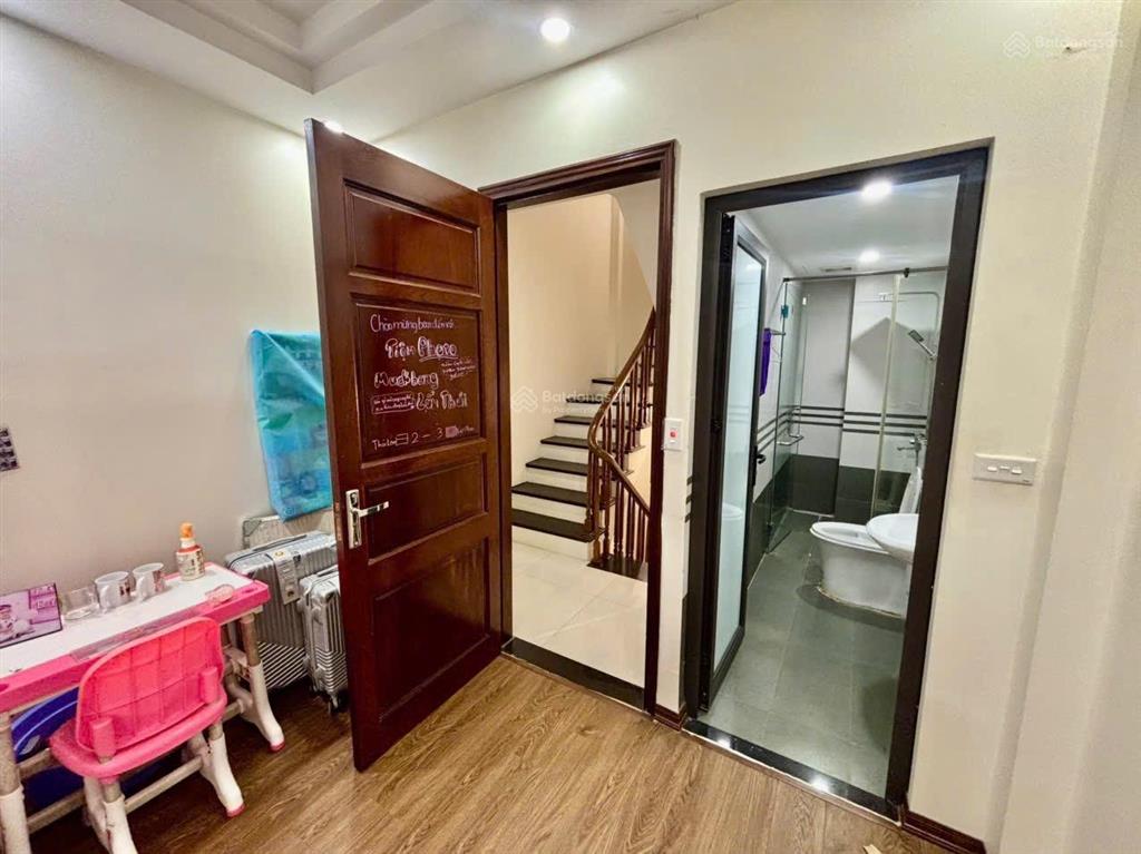 Bán nhanh căn nhà 5 tầng tại quang tiến đại mỗ full đồ 6.5 tỷ.  0983 477 ***