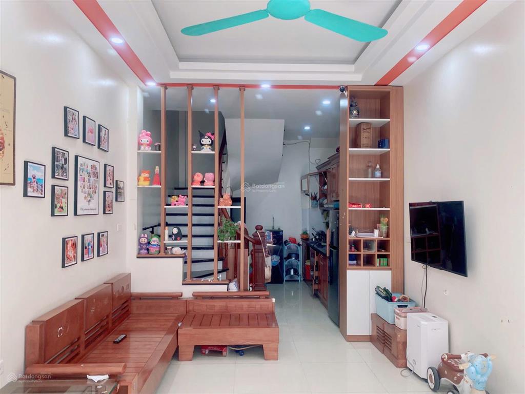 Bán nhanh căn nhà 5 tầng tại quang tiến đại mỗ full đồ 6.5 tỷ.  0983 477 ***
