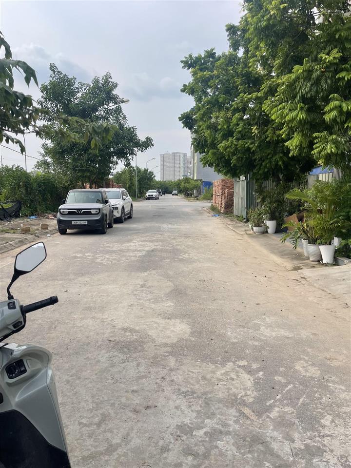 Bán nhanh lô đất dịch vụ khu b yên nghĩa 8,5 tỷ không lỗi phong thủy.  0983 477 ***