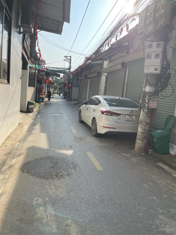 Bán đất trục chính la tinh đông la giá 127tr/m.  0983 477 ***