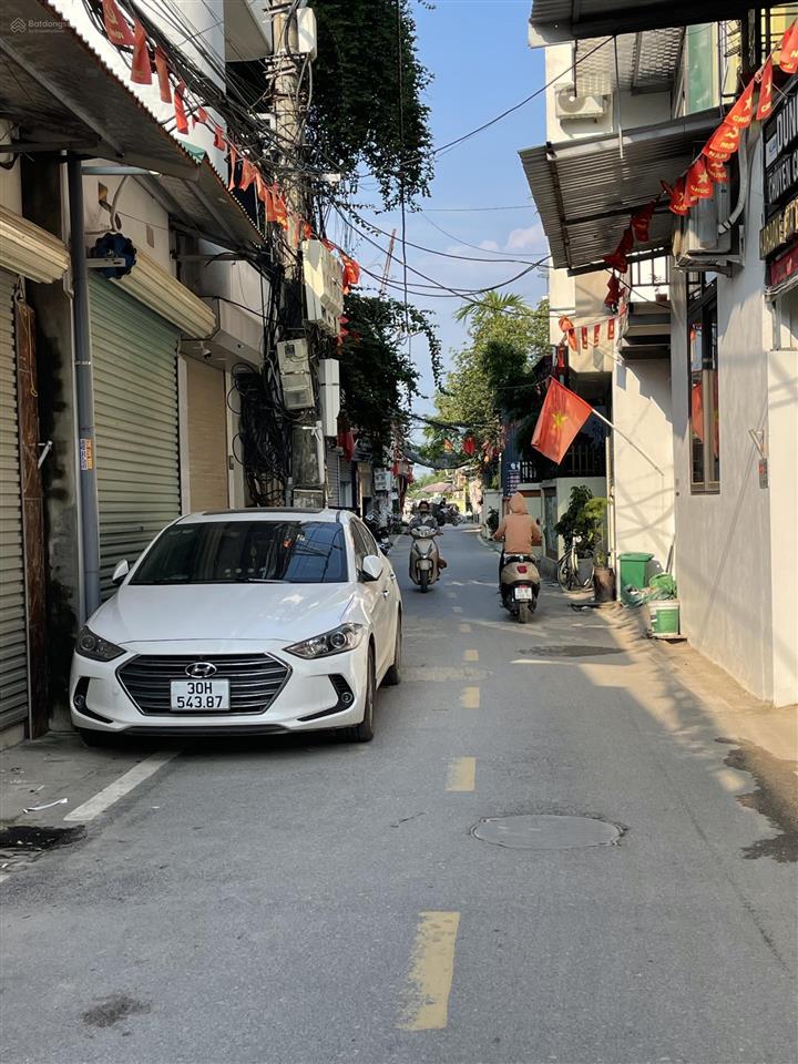 Bán đất trục chính la tinh đông la giá 127tr/m.  0983 477 ***