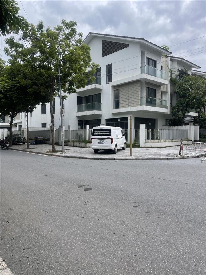 2 tỷ  đất đại thành quốc oai gần đông la 54.2m.  0983 477 ***